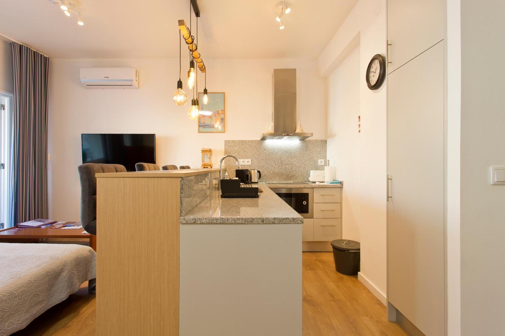 Casa Roberto - Studio Apartment, Lift, Ac, Car Parking - Extra Porto Ngoại thất bức ảnh